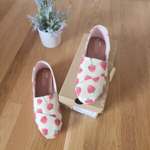 TOMS Strawberry Print Slip-On Shoes